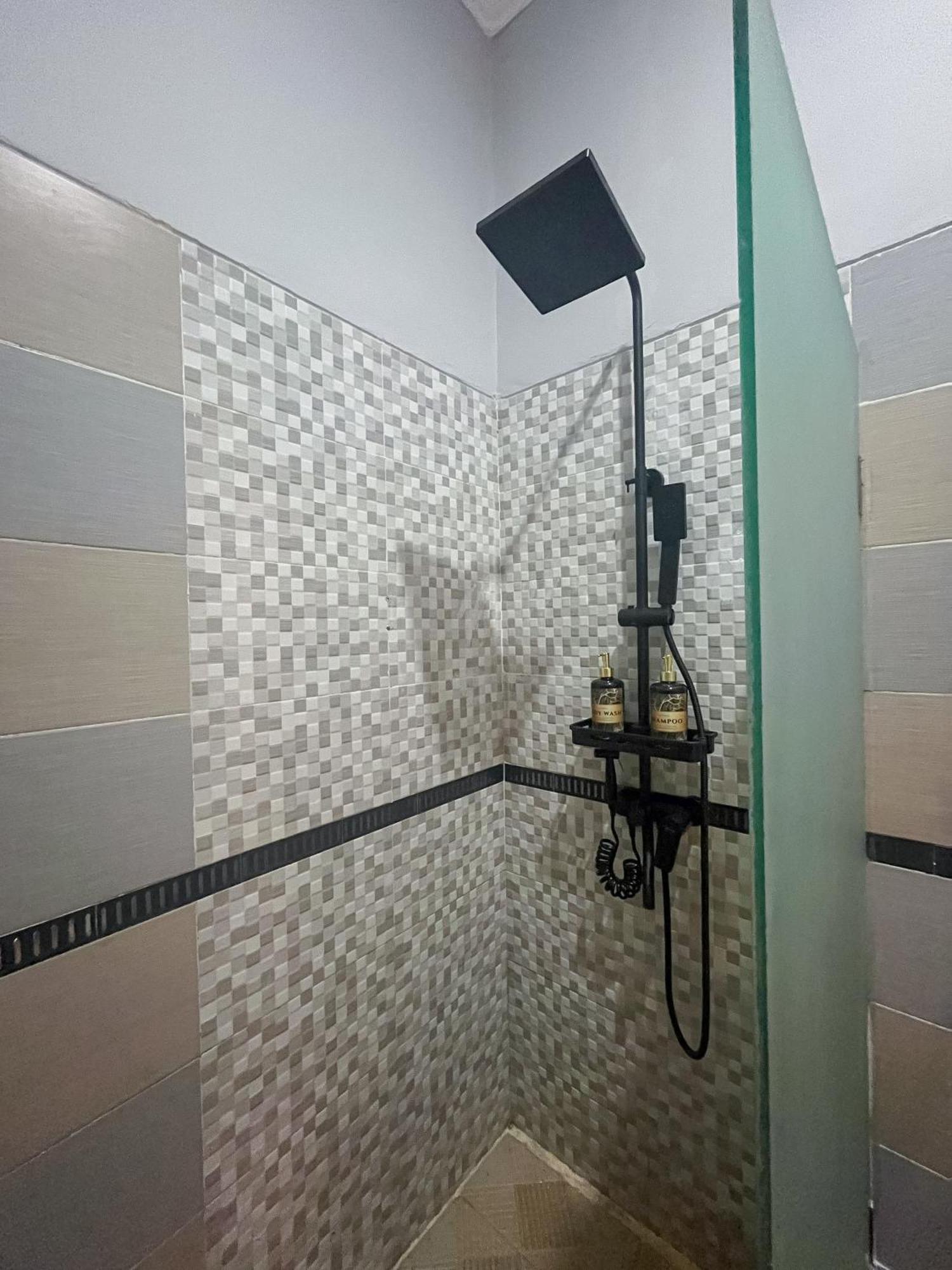 Dara House Apartment Kuta  Bagian luar foto